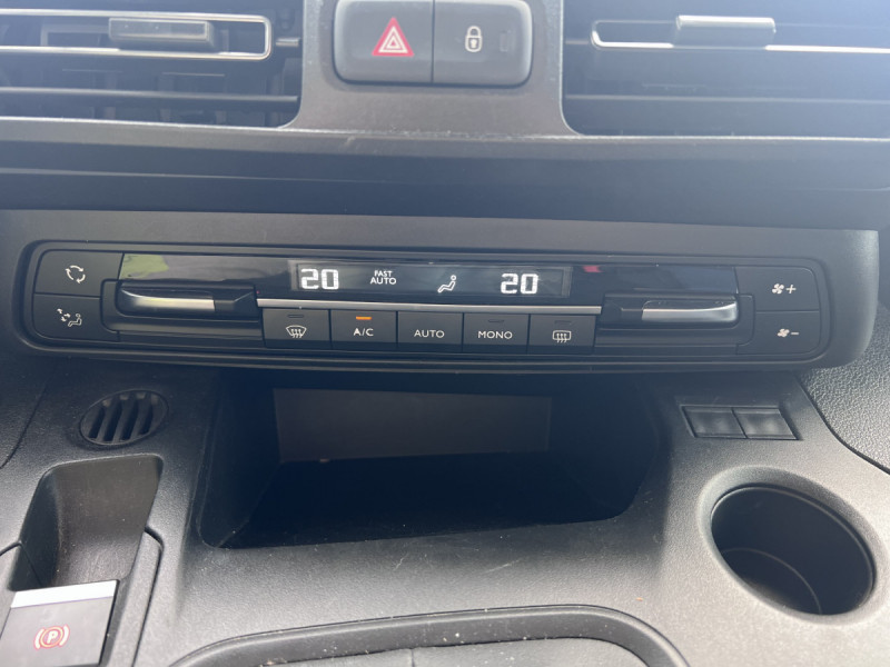 Photo 9 de l'offre de PEUGEOT Rifter BlueHDi 100 S&S Active à 15490€ chez Carlyss automobiles Vitré