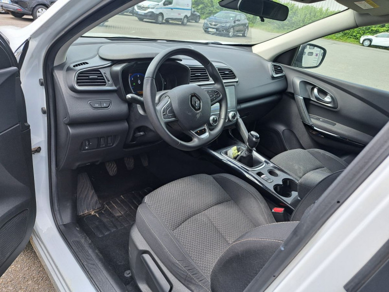 Photo 8 de l'offre de RENAULT Kadjar Business Blue dCi 115 - 21 à 16990€ chez Carlyss automobiles Vitré