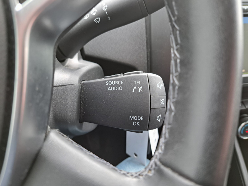 Photo 16 de l'offre de DACIA Duster (2) Confort TCe 100 4x2 2019 à 13990€ chez Carlyss automobiles Vitré