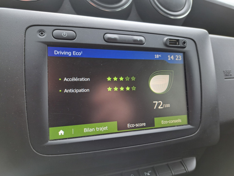 Photo 13 de l'offre de DACIA Duster (2) Confort TCe 100 4x2 2019 à 13990€ chez Carlyss automobiles Vitré