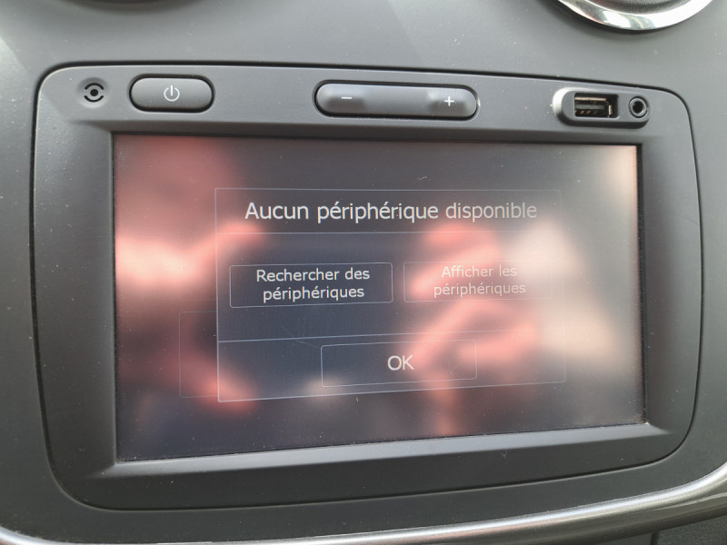Photo 12 de l'offre de Dacia Sandero (2) Stepway dCi 90 à 10490€ chez Carlyss automobiles Vitré