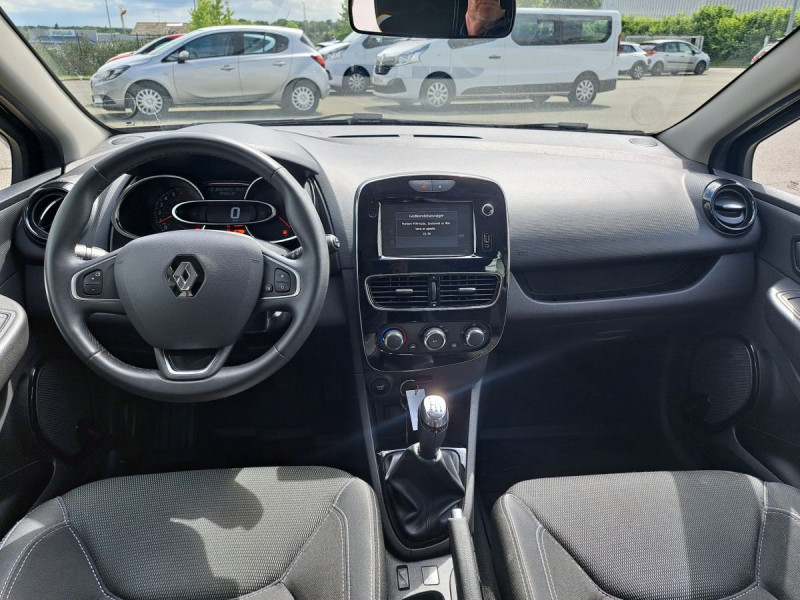 Photo 6 de l'offre de Renault Clio Estate (4) Zen TCe 90 - 18 à 10990€ chez Carlyss automobiles Vitré