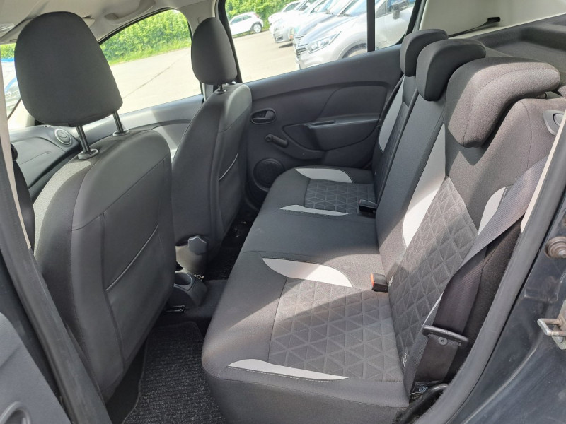 Photo 8 de l'offre de Dacia Sandero (2) Stepway dCi 90 à 10490€ chez Carlyss automobiles Vitré