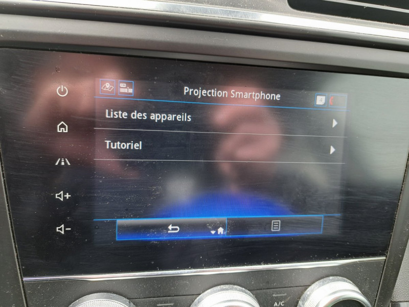 Photo 12 de l'offre de RENAULT Kadjar Business Blue dCi 115 - 21 à 16990€ chez Carlyss automobiles Vitré