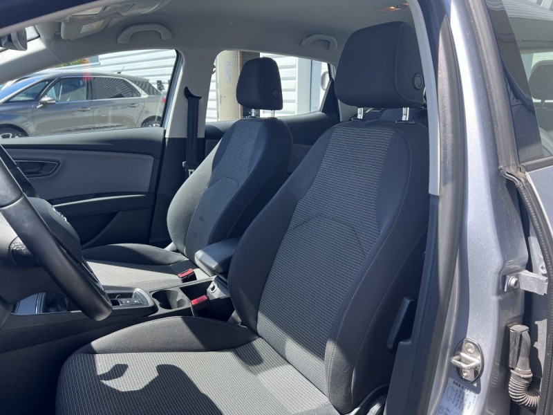 Photo 6 de l'offre de Seat Leon (3) 1.6 TDi 115 S&S Style à 13490€ chez Carlyss automobiles Vitré