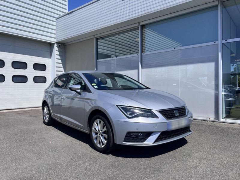 Photo 1 de l'offre de Seat Leon (3) 1.6 TDi 115 S&S Style à 13490€ chez Carlyss automobiles Vitré
