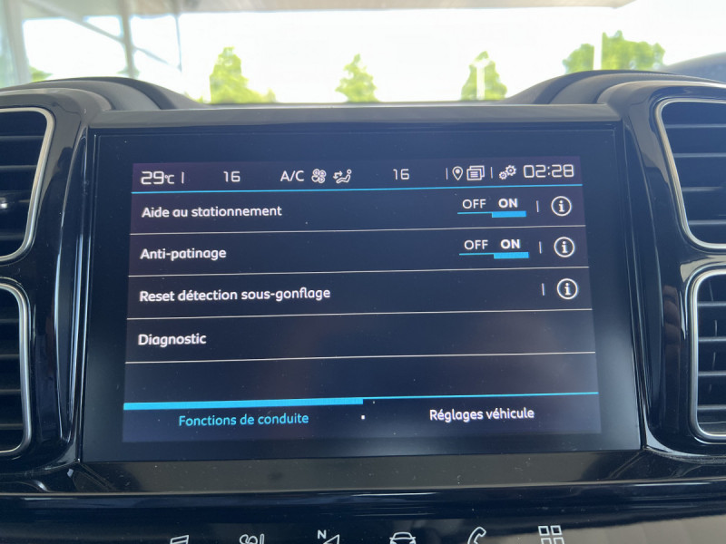 Photo 14 de l'offre de CITROEN C5 Aircross BlueHDi 180 S&S EAT8 Feel à 18990€ chez Carlyss automobiles Vitré