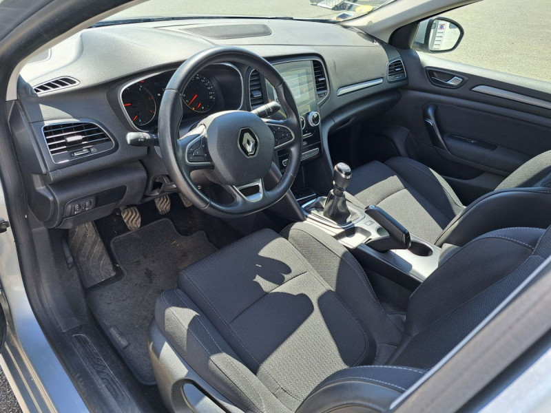 Photo 8 de l'offre de Renault Mégane Estate (4) Business Blue dCi 115 -21N à 13990€ chez Carlyss automobiles Vitré
