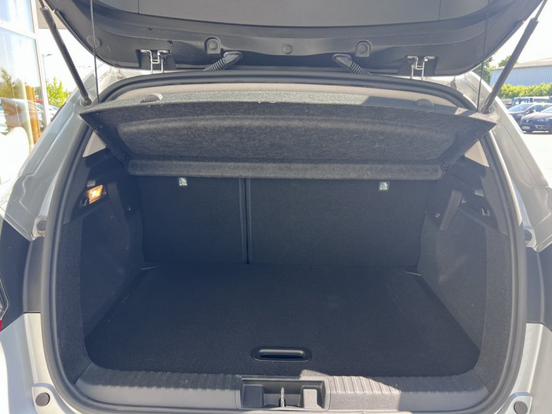 Photo 17 de l'offre de Renault Captur (2) Business Blue dCi 115 à 13990€ chez Carlyss automobiles Vitré
