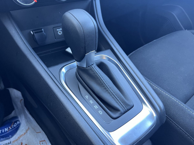 Photo 13 de l'offre de Renault Captur (2) Business Blue dCi 115 EDC à 14490€ chez Carlyss automobiles Vitré