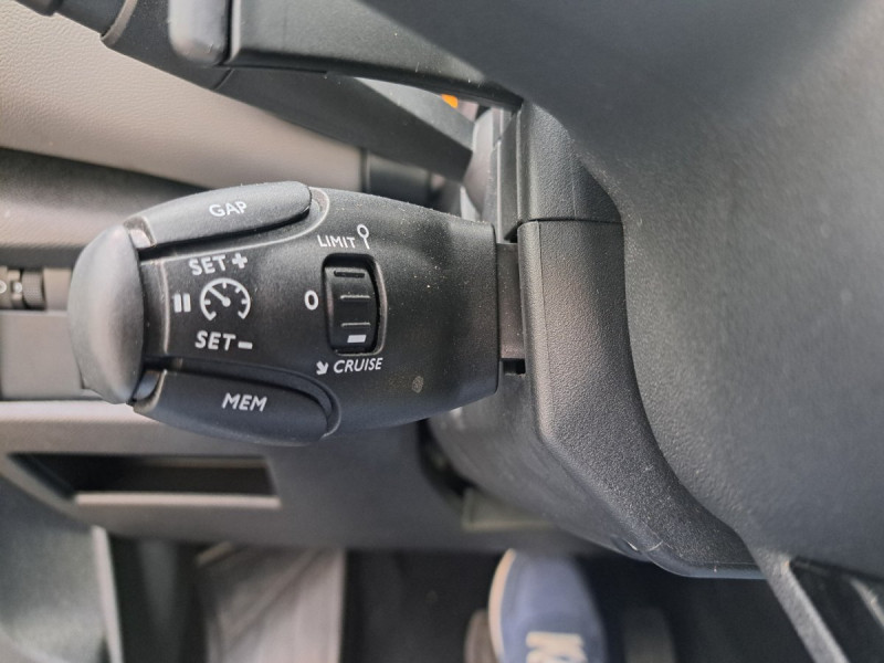 Photo 21 de l'offre de CITROEN C5 Aircross BlueHDi 130 S&S EAT8 Feel à 17490€ chez Carlyss automobiles Vitré