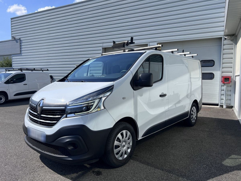Photo 2 de l'offre de Renault Trafic (3) 15408 euros HT NV FG GCF L1H1 1200 Energy dCi 145 à 18490€ chez Carlyss automobiles Vitré