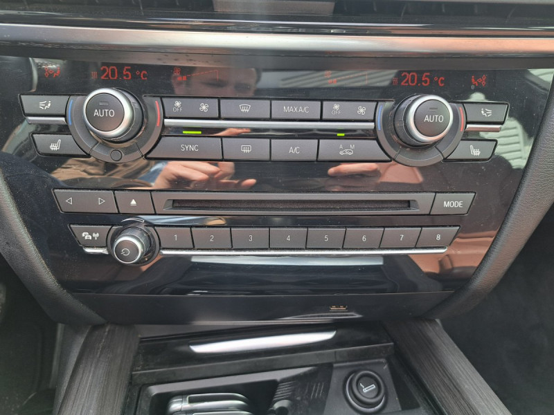 Photo 19 de l'offre de Bmw X5 (3) xDrive40d 313 ch Exclusive BVA8 à 30990€ chez Carlyss automobiles Vitré
