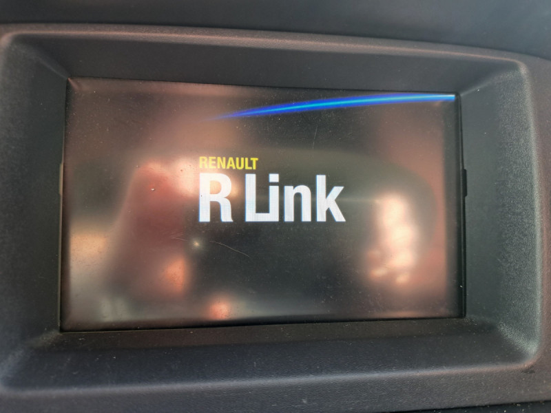 Photo 10 de l'offre de Renault Kangoo Express (2) 11242 euros HT Extra R-Link dCi 110 EDC à 13490€ chez Carlyss automobiles Vitré