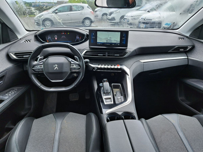 Photo 8 de l'offre de PEUGEOT 5008 (2) BlueHDi 180 S&S EAT8 Allure Pack à 27490€ chez Carlyss automobiles Vitré