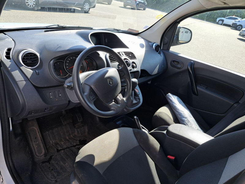 Photo 7 de l'offre de Renault Kangoo Express (2) 11242 euros HT Extra R-Link dCi 110 EDC à 13490€ chez Carlyss automobiles Vitré