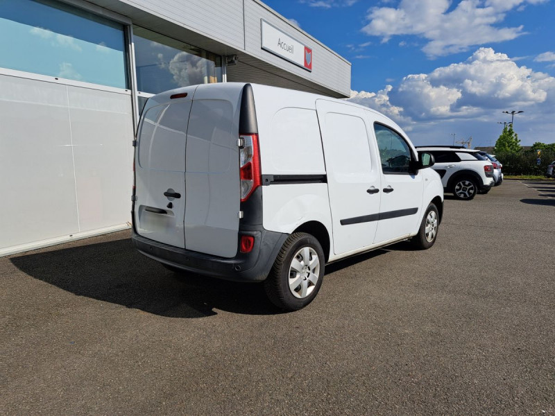 Photo 3 de l'offre de Renault Kangoo Express (2) 11242 euros HT Extra R-Link dCi 110 EDC à 13490€ chez Carlyss automobiles Vitré