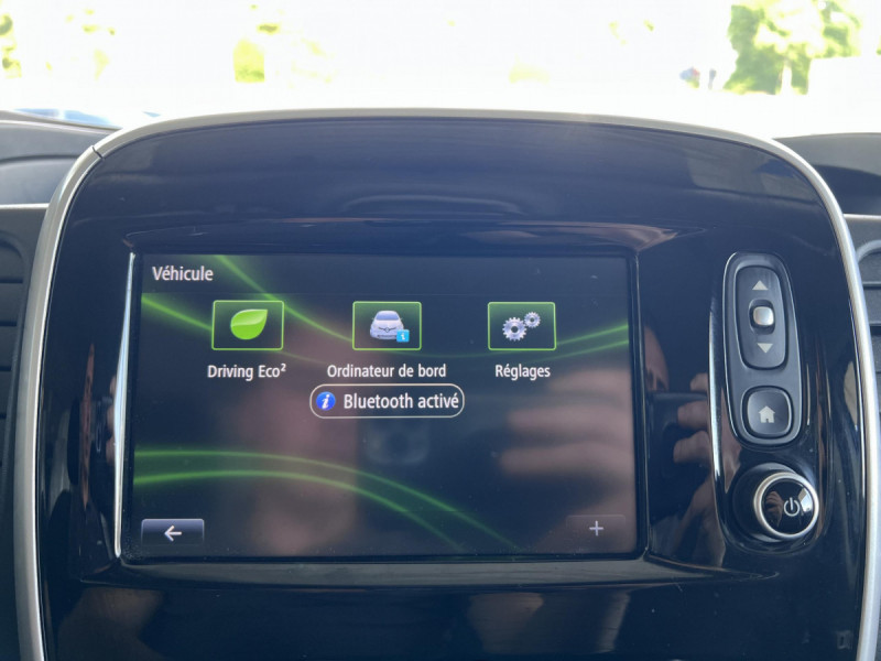 Photo 15 de l'offre de Renault Trafic (3) 15408 euros HT NV FG GCF L1H1 1200 Energy dCi 145 à 18490€ chez Carlyss automobiles Vitré