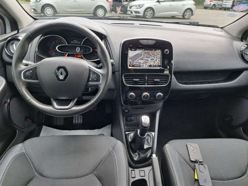 Photo 10 de l'offre de RENAULT Clio (4) Business TCe 90 à 12990€ chez Carlyss automobiles Vitré