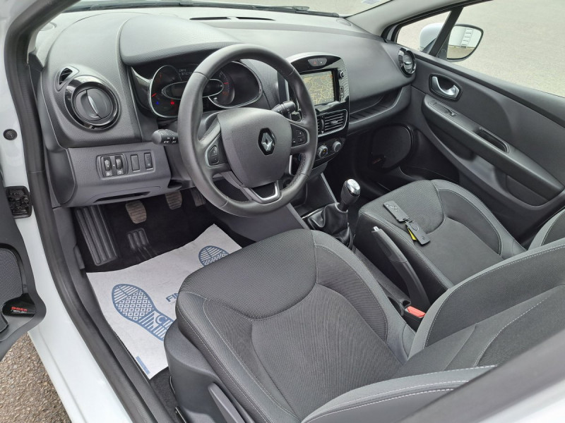 Photo 11 de l'offre de RENAULT Clio (4) Business TCe 90 à 12990€ chez Carlyss automobiles Vitré