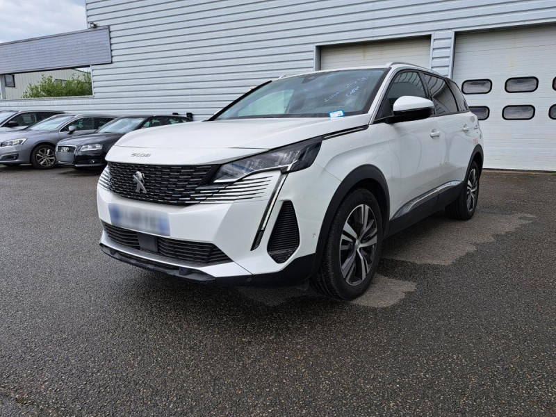 Photo 2 de l'offre de PEUGEOT 5008 (2) BlueHDi 180 S&S EAT8 Allure Pack à 27490€ chez Carlyss automobiles Vitré