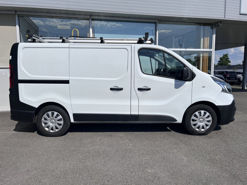 Photo 3 de l'offre de Renault Trafic (3) 15408 euros HT NV FG GCF L1H1 1200 Energy dCi 145 à 18490€ chez Carlyss automobiles Vitré