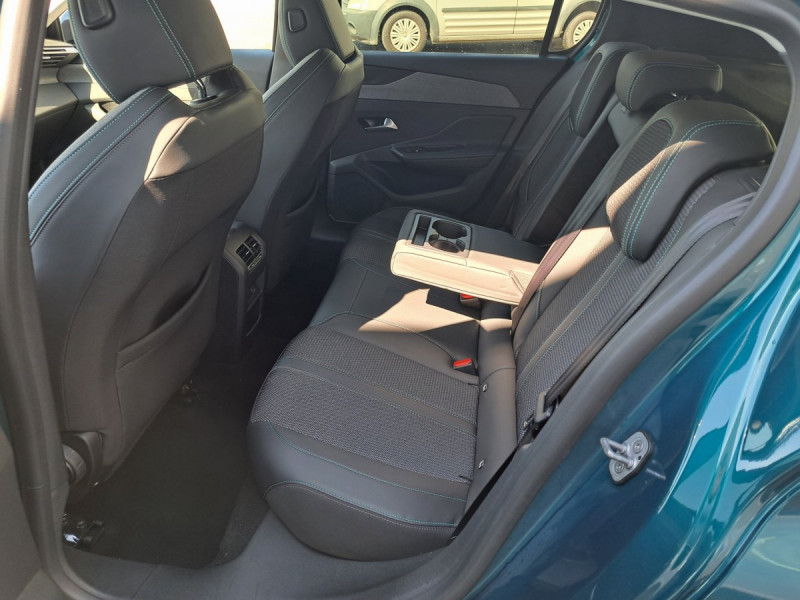 Photo 10 de l'offre de Peugeot 308 (3) 1.5 BLUEHDI 130 AUTO8 ALLURE à 23990€ chez Carlyss automobiles Vitré