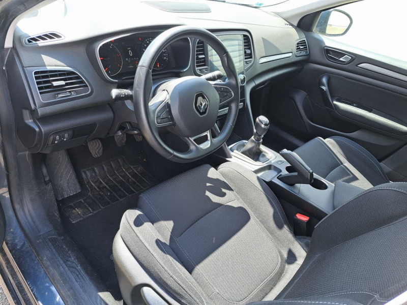 Photo 6 de l'offre de Renault Mégane Berline (4) Business Blue dCi 115 -21N à 13490€ chez Carlyss automobiles Vitré