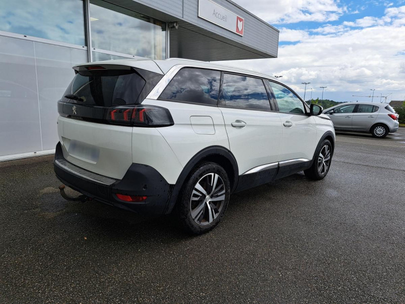 Photo 4 de l'offre de PEUGEOT 5008 (2) BlueHDi 180 S&S EAT8 Allure Pack à 27490€ chez Carlyss automobiles Vitré