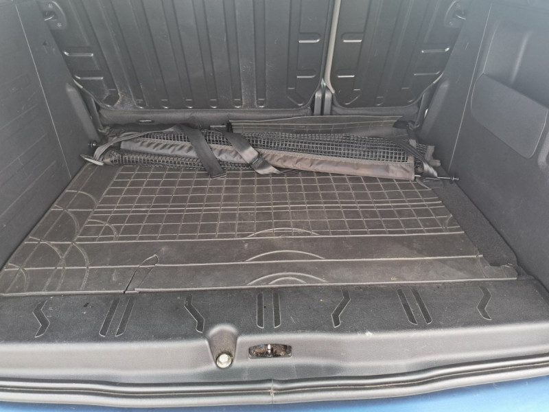 Photo 16 de l'offre de Citroën Berlingo Multispace (2) BlueHDi 100 S&S ETG6 Feel à 15490€ chez Carlyss automobiles Vitré
