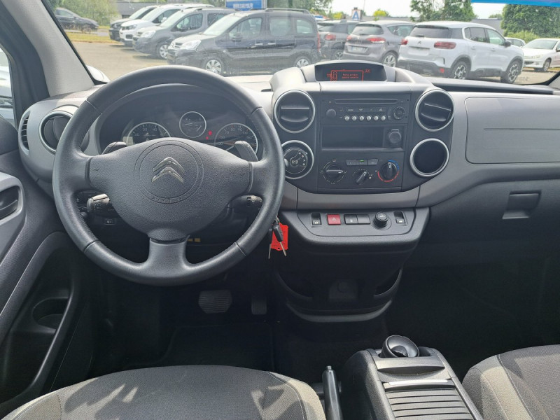 Photo 6 de l'offre de Citroën Berlingo Multispace (2) BlueHDi 100 S&S ETG6 Feel à 15490€ chez Carlyss automobiles Vitré