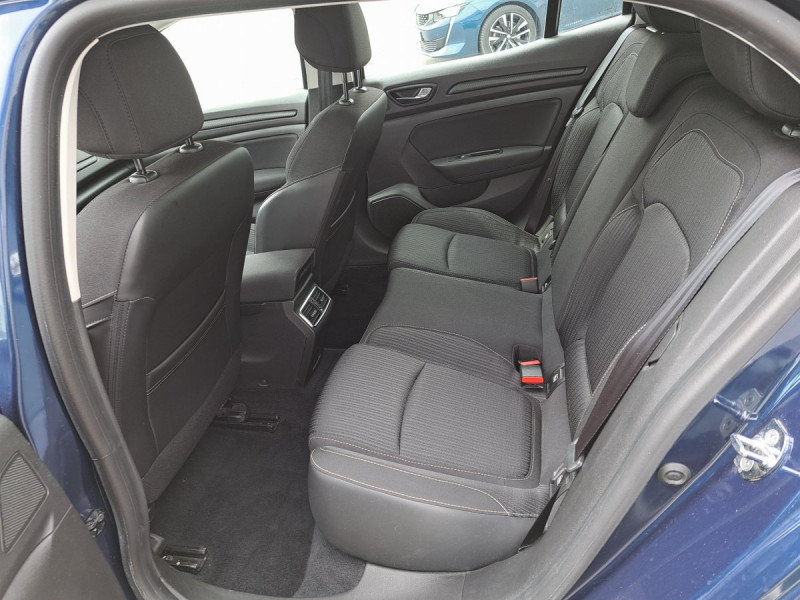 Photo 7 de l'offre de Renault Mégane Berline (4) Business Blue dCi 115 à 13990€ chez Carlyss automobiles Vitré