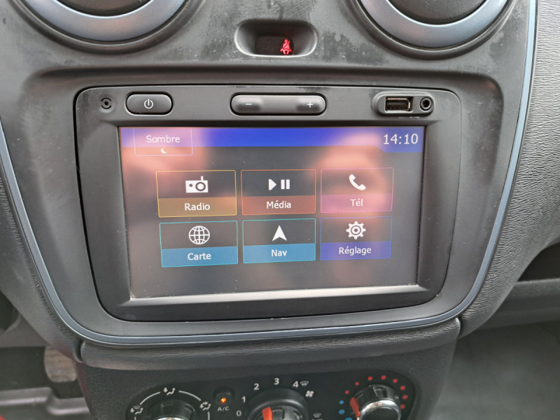 Photo 9 de l'offre de Dacia Lodgy 7 Places Nouveau Stepway dCi 110 E6 à 13490€ chez Carlyss automobiles Vitré