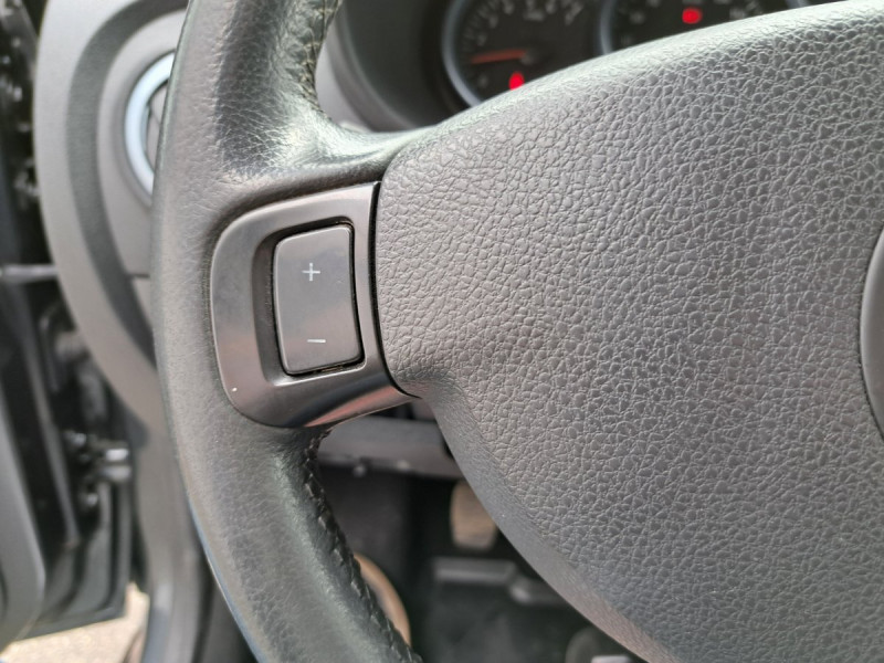 Photo 17 de l'offre de Dacia Lodgy 7 Places Nouveau Stepway dCi 110 E6 à 13490€ chez Carlyss automobiles Vitré