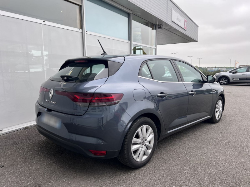 Photo 4 de l'offre de Renault Mégane Berline (4) Business Blue dCi 115 -21B à 14490€ chez Carlyss automobiles Vitré