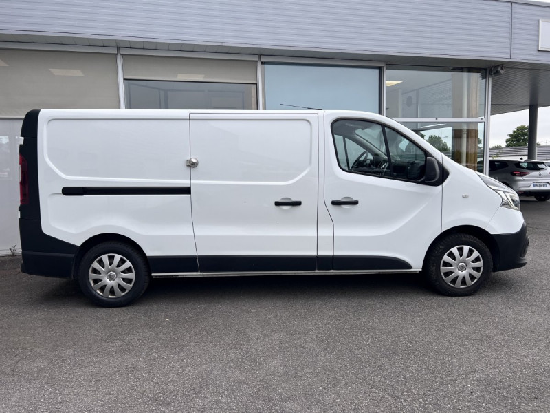 Photo 3 de l'offre de Renault Trafic (3) 13325 euros HT FG CF L2H1 1300 dCi 120 à 15990€ chez Carlyss automobiles Vitré