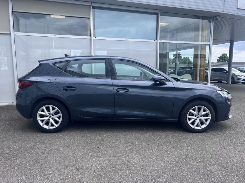 Photo 3 de l'offre de Seat Leon (4) 1.0 TSI 110 S&S Style à 17290€ chez Carlyss automobiles Vitré