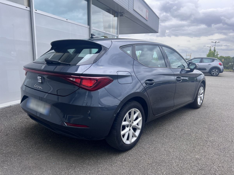 Photo 4 de l'offre de Seat Leon (4) 1.0 TSI 110 S&S Style à 17290€ chez Carlyss automobiles Vitré