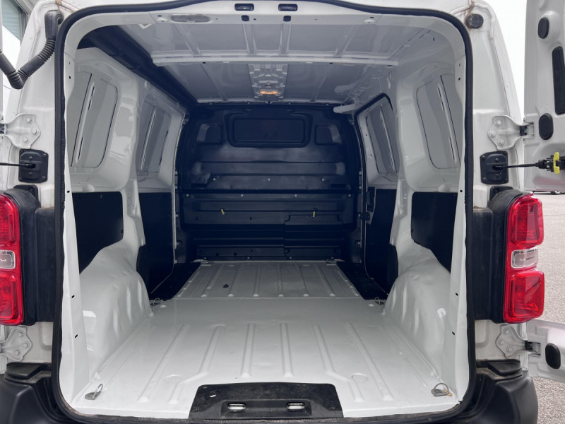 Photo 5 de l'offre de Peugeot Expert (3) 13158 euros HT 1.5 BLUEHDI 120 S&S STANDARD PREMIUM à 15790€ chez Carlyss automobiles Vitré