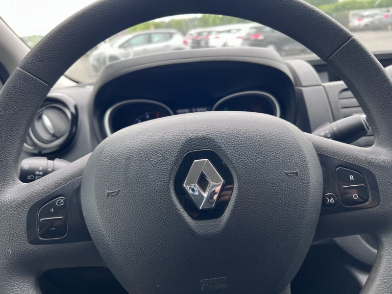 Photo 9 de l'offre de Renault Trafic (3) 13325 euros HT FG CF L2H1 1300 dCi 120 à 15990€ chez Carlyss automobiles Vitré