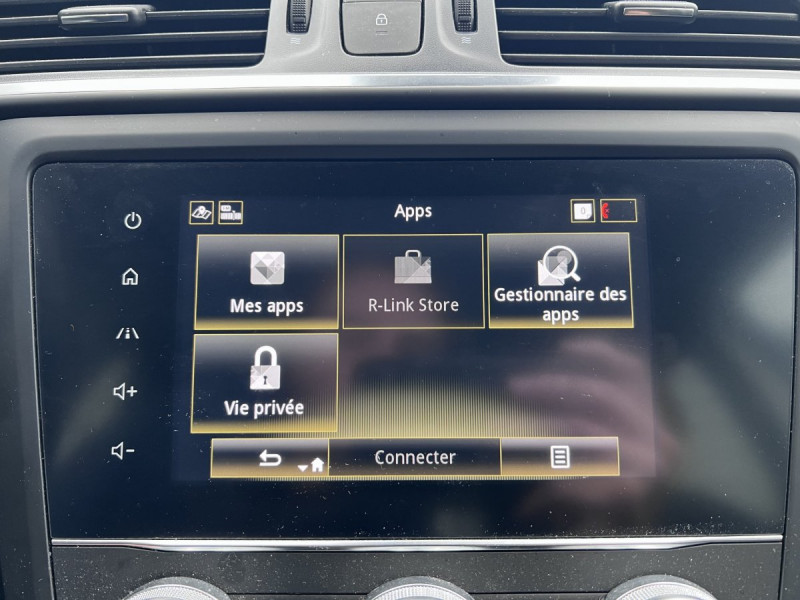 Photo 13 de l'offre de RENAULT Kadjar Business TCe 140 EDC FAP - 21 à 15490€ chez Carlyss automobiles Vitré