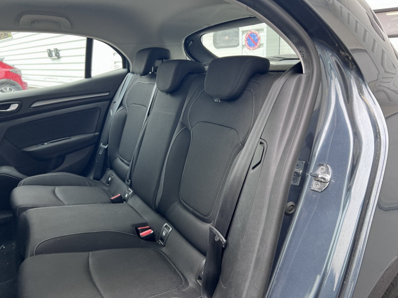 Photo 7 de l'offre de Renault Mégane Berline (4) Business Blue dCi 115 -21B à 14490€ chez Carlyss automobiles Vitré