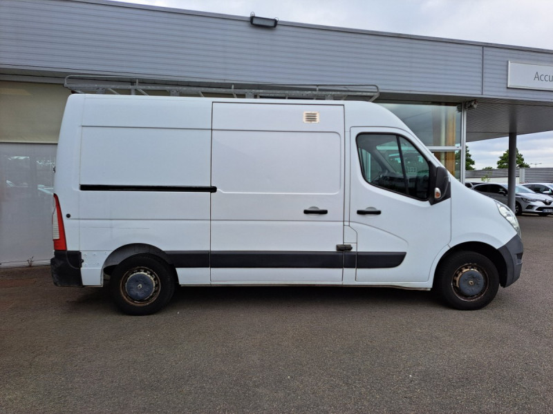 Photo 3 de l'offre de Renault Master (3) 9575 euros HT FG Cf Trac F3500 L2H2 dCi 110 Euro6 à 11490€ chez Carlyss automobiles Vitré
