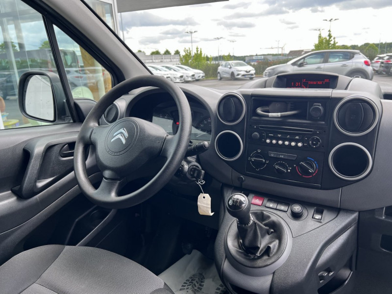 Photo 10 de l'offre de Citroën Berlingo (2) 7492 euros HT BlueHDi 75 BVM Club M à 8990€ chez Carlyss automobiles Vitré