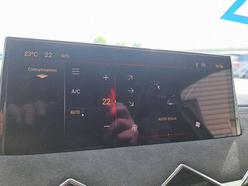 Photo 17 de l'offre de DS DS 3 Crossback 1.5 BLUEHDI 130 AUTO PERFORMANCE LINE à 24490€ chez Carlyss automobiles Vitré
