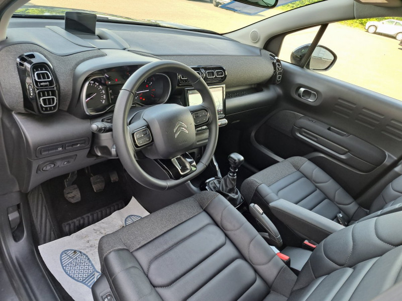 Photo 11 de l'offre de CITROEN C3 Aircross BlueHDi 110 S&S BVM6 Shine à 16490€ chez Carlyss automobiles Vitré