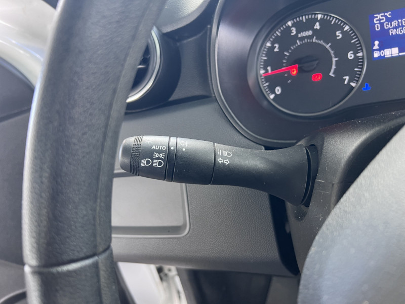 Photo 10 de l'offre de DACIA Duster (2) Essentiel Blue dCi 115 4x2 à 15490€ chez Carlyss automobiles Vitré