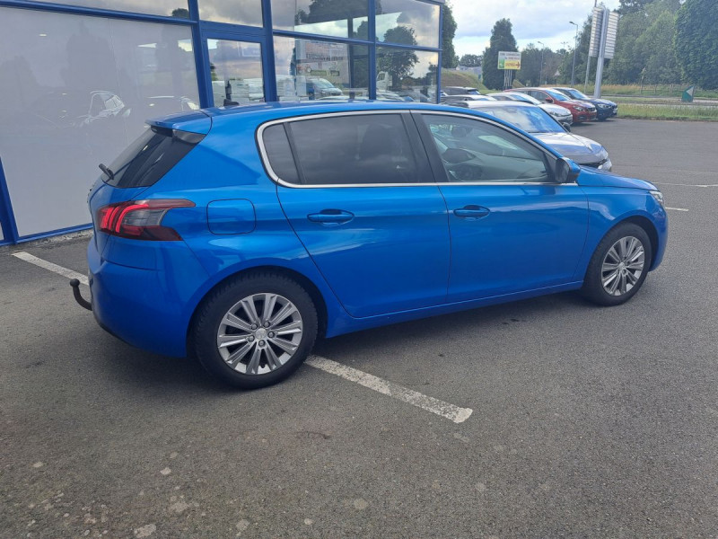 Photo 4 de l'offre de PEUGEOT 308 (2) BlueHDi 130 S&S ALLURE à 12490€ chez Carlyss automobiles Vitré