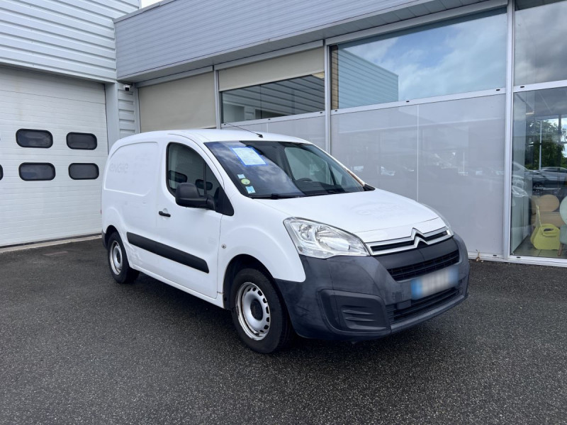 Photo 1 de l'offre de Citroën Berlingo (2) 7492 euros HT BlueHDi 75 BVM Club M à 8990€ chez Carlyss automobiles Vitré