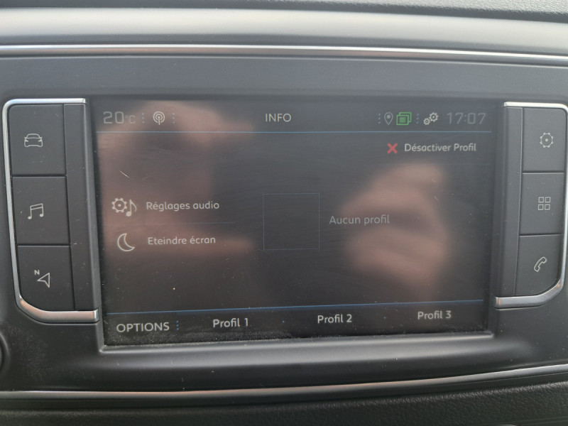 Photo 13 de l'offre de Peugeot Expert (3) 18325 euros HT Taille XL 2.0 BHDI 145 PACK PREM C à 21990€ chez Carlyss automobiles Vitré